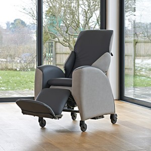 Fauteuil incliné